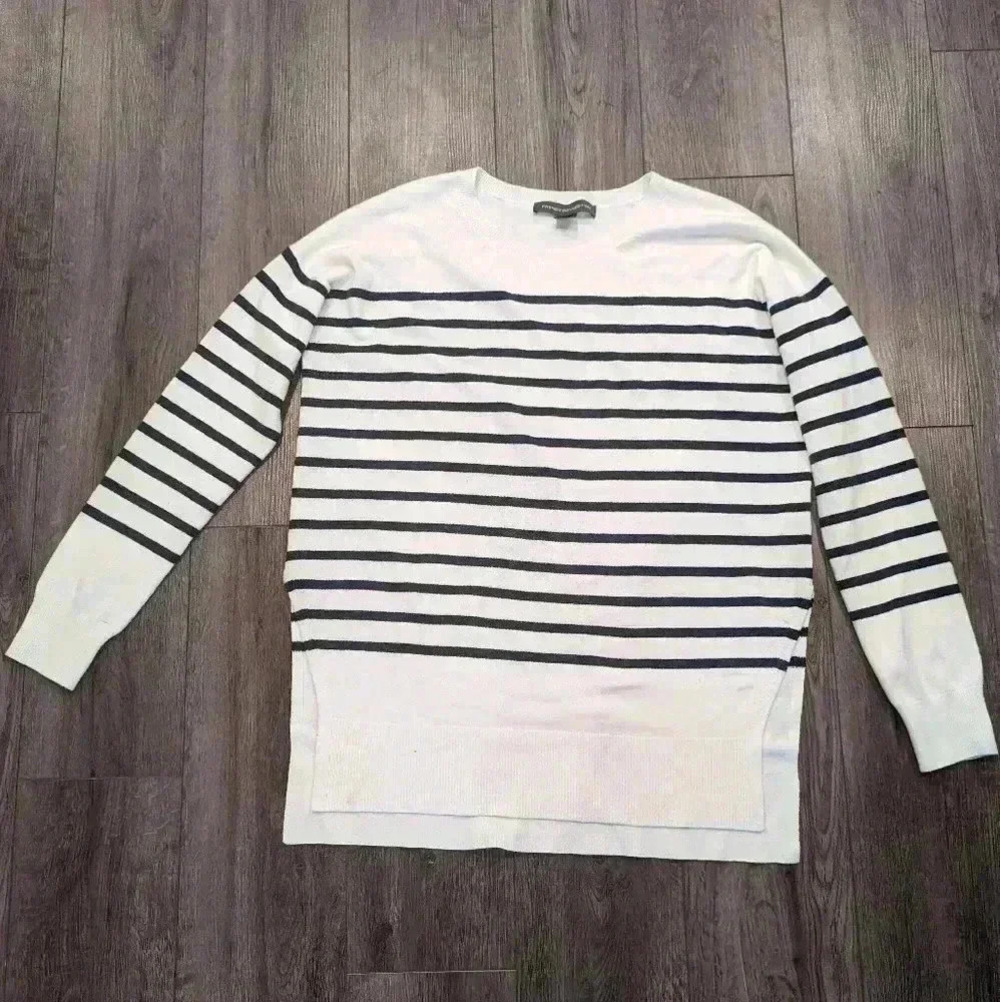 French connection sweater size  L